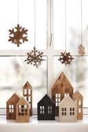 3D Miniature Wooden Village and Snowflake Ornaments Laser Cut File