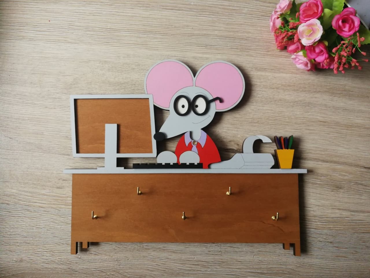 Cute Office Mouse Key Holder Laser Cut Vector File