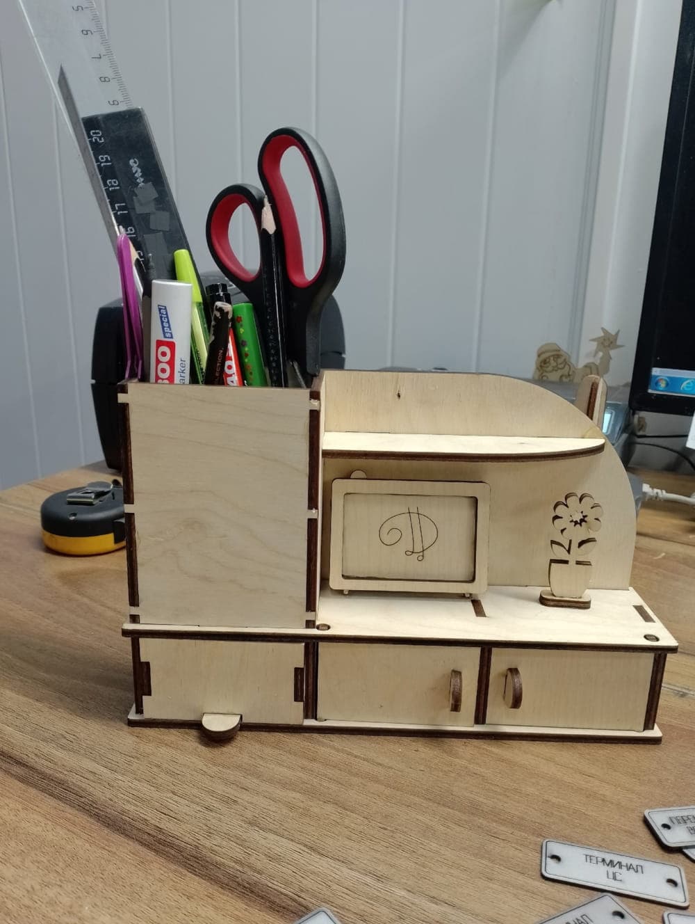 Desktop Stationery Organizer with Mini TV Laser Cut Vector File