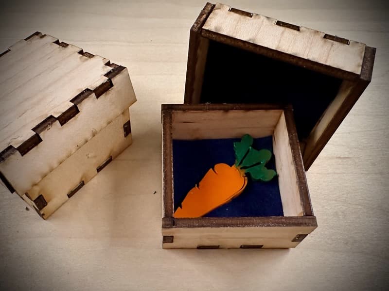 Laser Cut Small Wooden Box with Carrot Toy SVG File