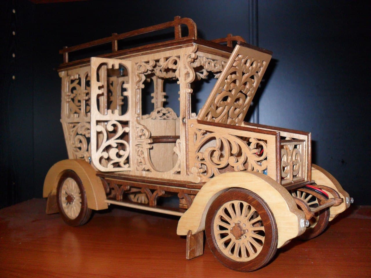 Vintage Classic Car 3D Puzzle Laser Cut Vector File