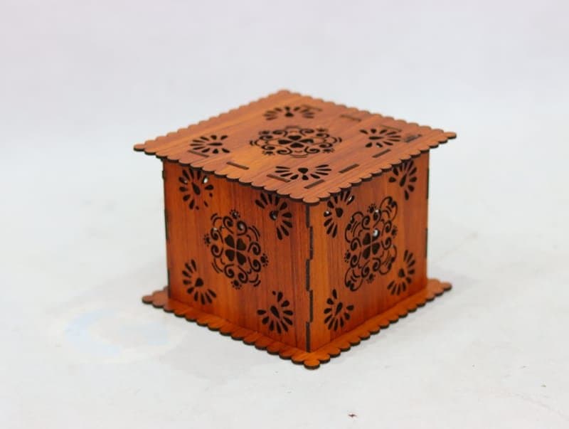 Decorative Laser Cut Gift Box with Scalloped Edges SVG File