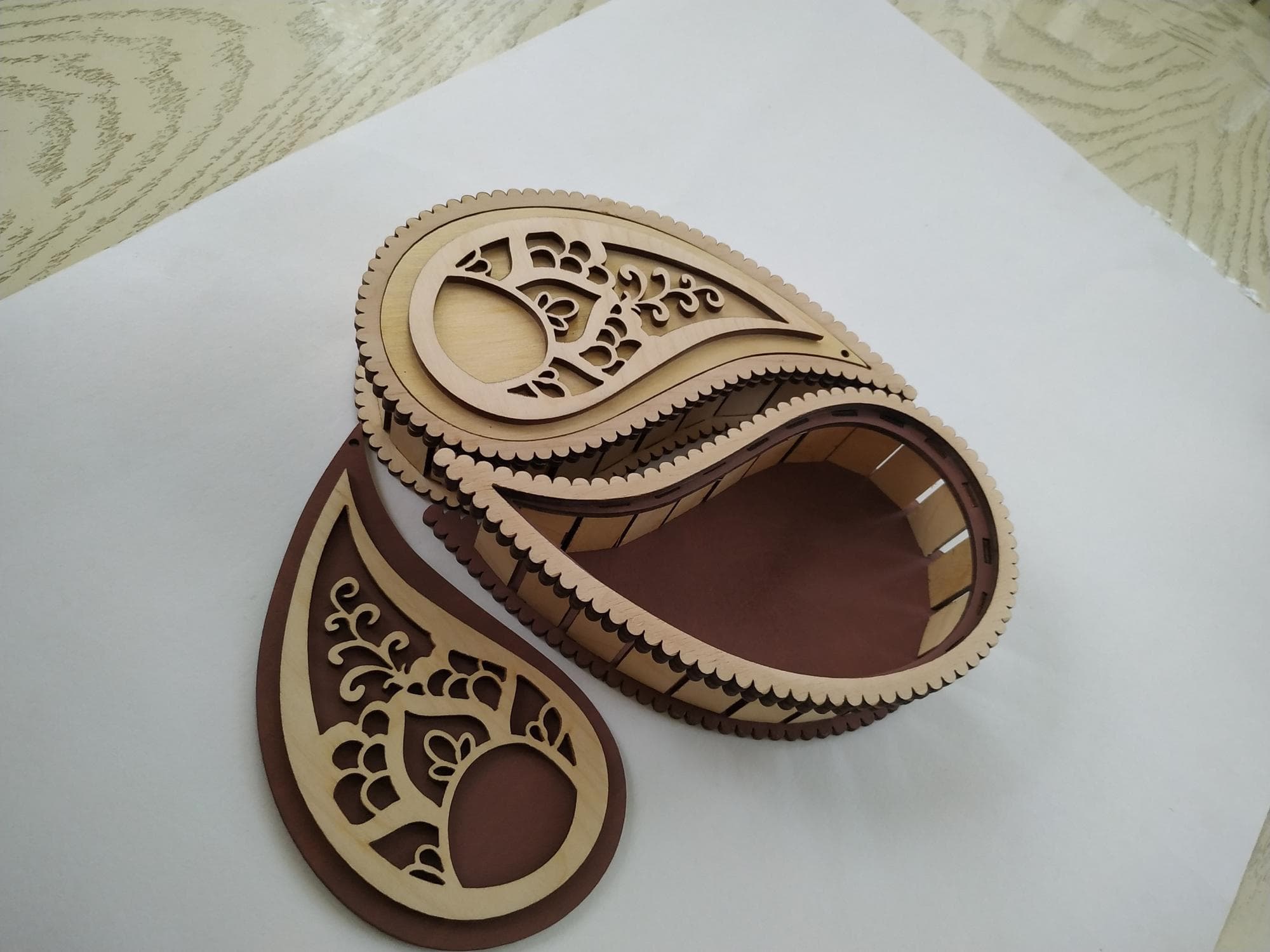 Elegant Paisley Teardrop Box Laser Cut Vector File