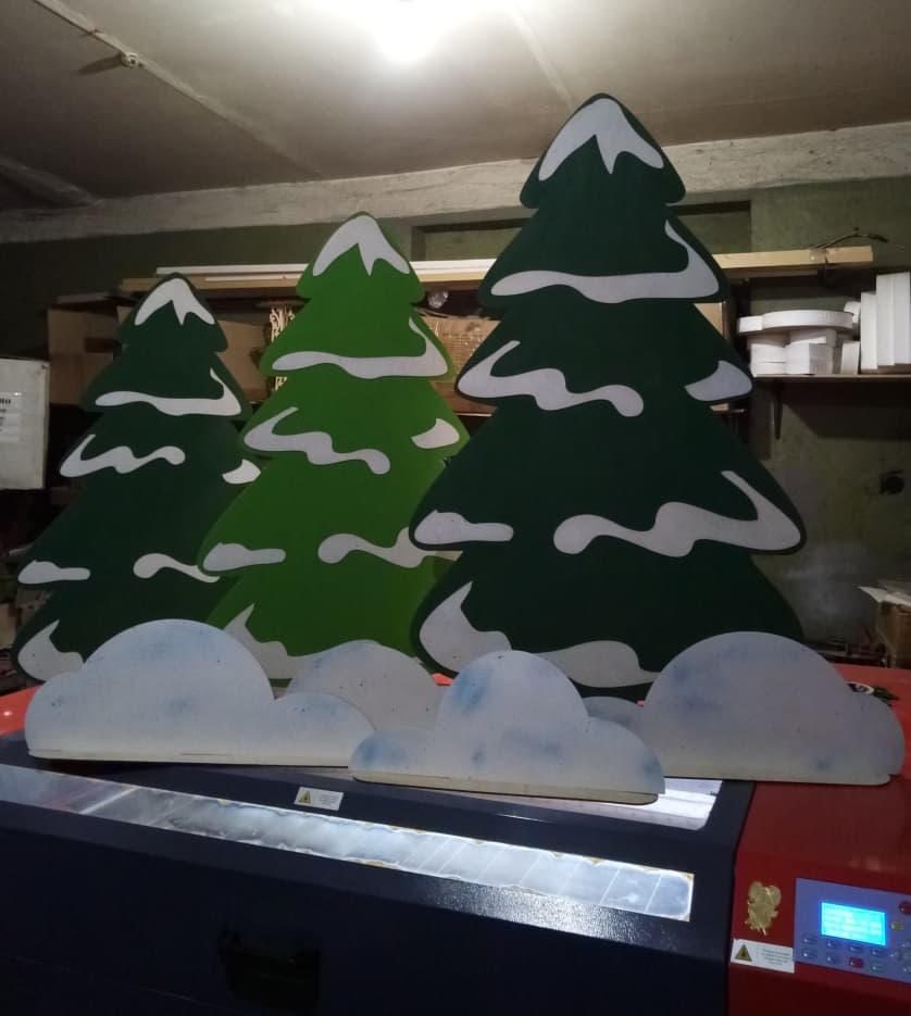 Large Snowy Christmas Tree Set Laser Cut Vector Template