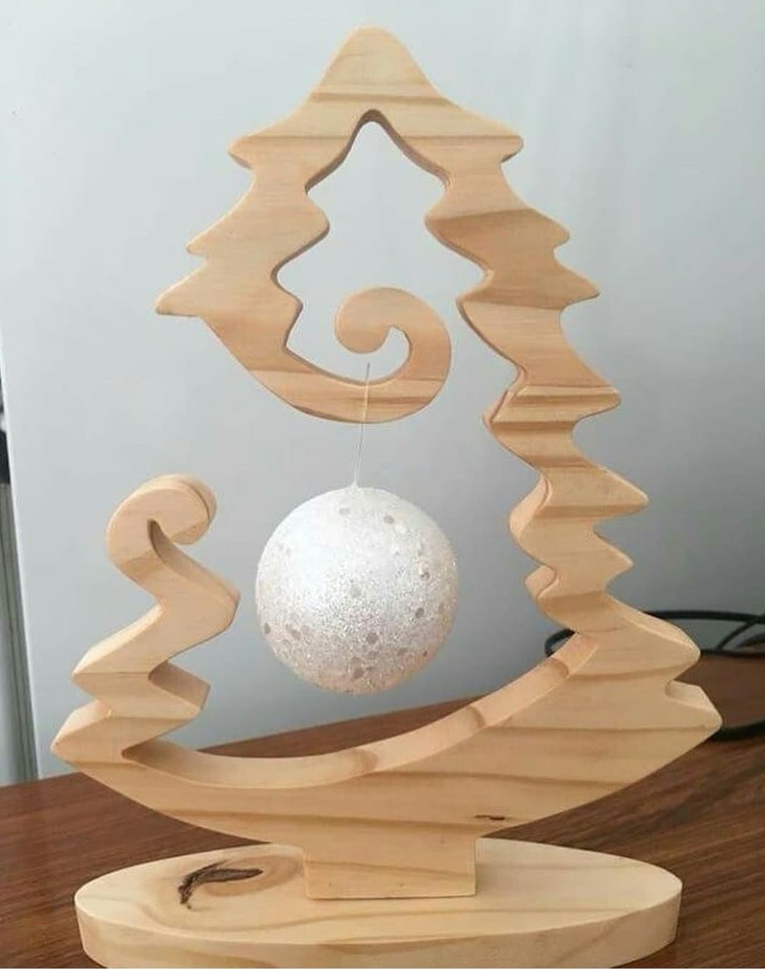 Minimalist Christmas Tree Bauble Stand Laser Cut Vector File
