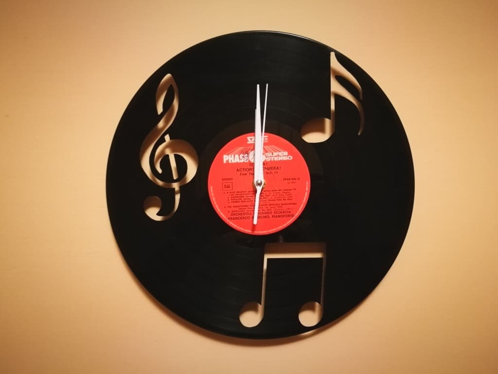 Music Note Vinyl Record Wall Clock DXF Vector Design