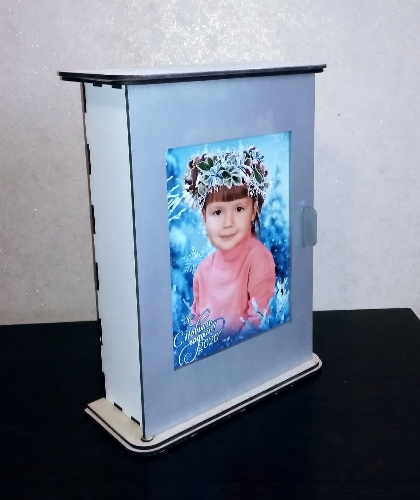 Wall-Mounted Key Cabinet with Photo Frame Laser Cut Vector File